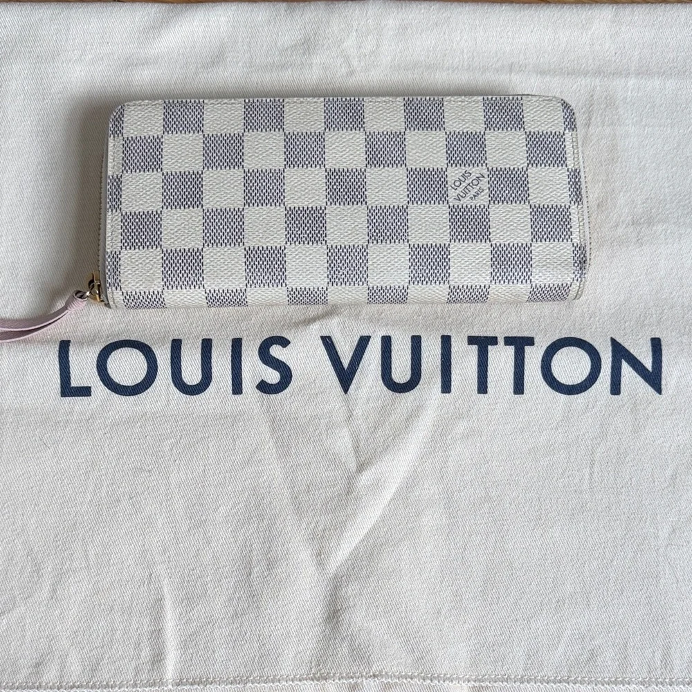 Louis Vuitton Clémence Wallet - Picture 3 of 12